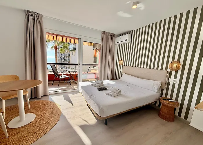 Beachfront - Eaw Homes * Marbella